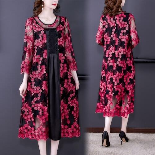 2021 High Street Vintage Red Floral Embroidery Midi Dress Spring Autumn Casual Beach Dress Women Elegant Bodycon Party Vestidos