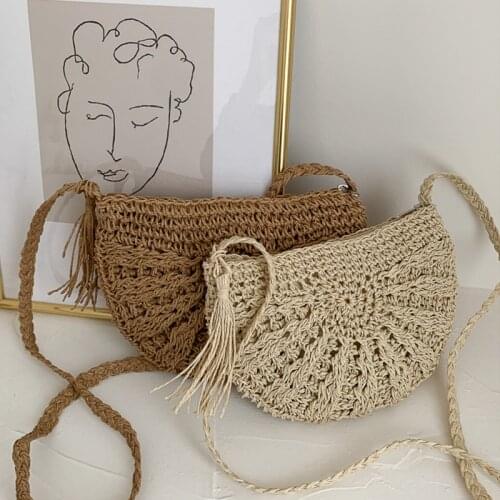 Bohemia Half Round Straw Bag Summer Beach Crossbody Bag Rattan Handmade Shoulder Bag Woven Messenger Bag Vacation Lady Handbag