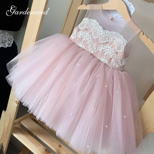 Pink Pearls Mini Flower Girl Dresses Ivory Lace Appliques Short Wedding Girl Dresses Illusion Neckline A-Line Communion Dress