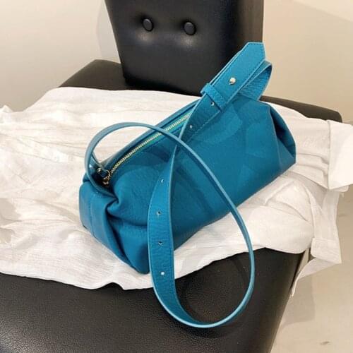 Wide shoulder strap soft leather shoulder bag female 2021 new trendy simple pillow bag large capacity net red armpit bag