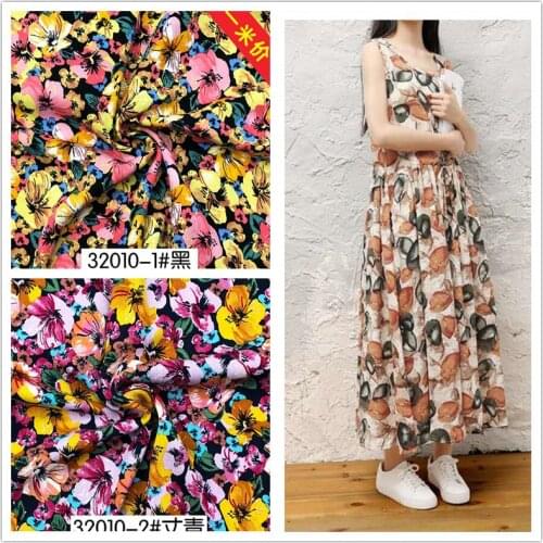 Rayon crepe spring and summer printed crepe fashion small broken flower womens wear childrens wear textile clothing fabric