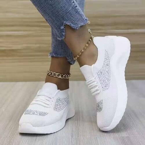 2021 Large Size Womens Shoes Summer New Breathable Sports Shoes Mesh Water Drill Fly Weaving Casual Running Shoes