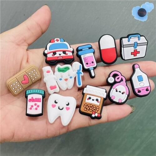 Single Sale 1pcs Medical Supplies PVC Shoe Charms Cute Stethoscope Syringe Shoe Buckle Decoration Jibz fit Croc Kids Adult Gifts