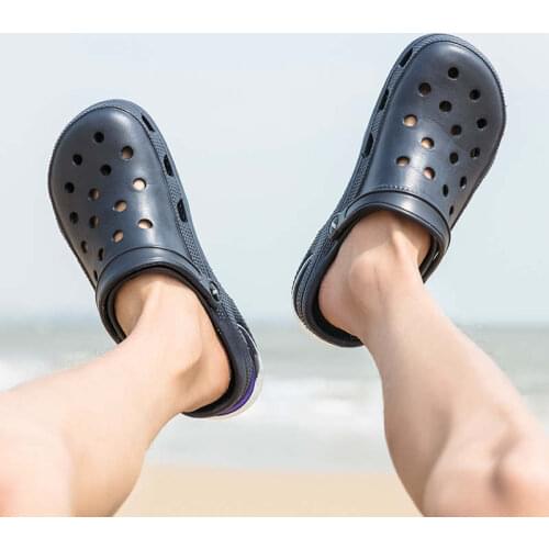 Mens Shoes Female Luxury Slipper Flip Flops Pool Woman Black Sandals For Women Man Shoes tennis Crogs Trainers 2021 Runners