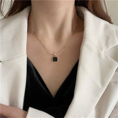 XIALUOKE Korea fashion metal geometry square black epoxy pendant necklace For Women joker clavicle Short necklaces Jewelry 3290
