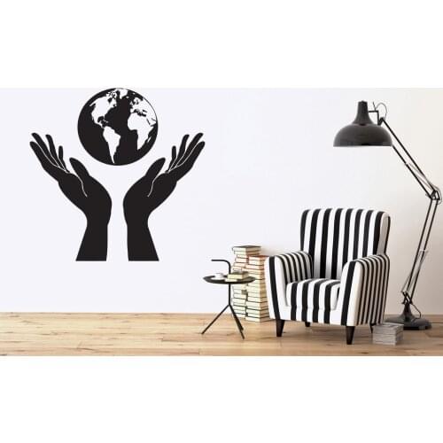 Design Nature Vinyl Wall Stickers Hands Holding a Globe People Protect Earth Wall Sticker Decor Kids Room Mural SA216