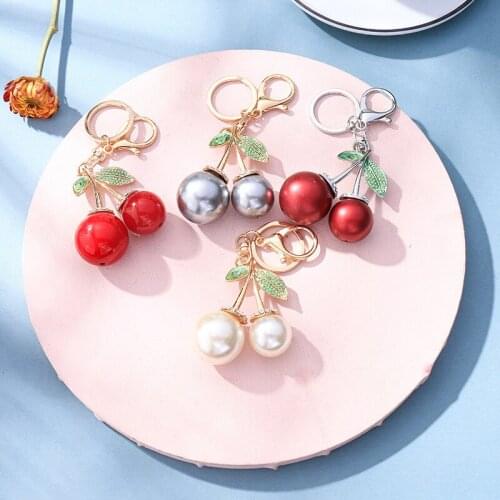 Popular Pearl Cherry Keychain Large Cherries Fruit Metal Pendant Car Lady Temperament Keyring Bag Pendant