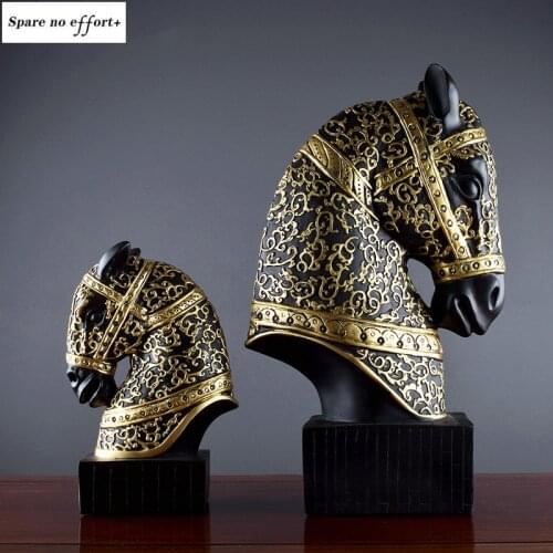 Horse Decoration Statue Resin Sculpture Home Decoration Nordic Statues Deer Figurines Vintage Decoration Abstract Tabletop