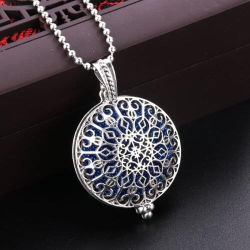 Aroma Diffuser Necklace Open Antique Vintage Lockets Pendant Perfume Essential Oil Aromatherapy Locket Necklace With Pads