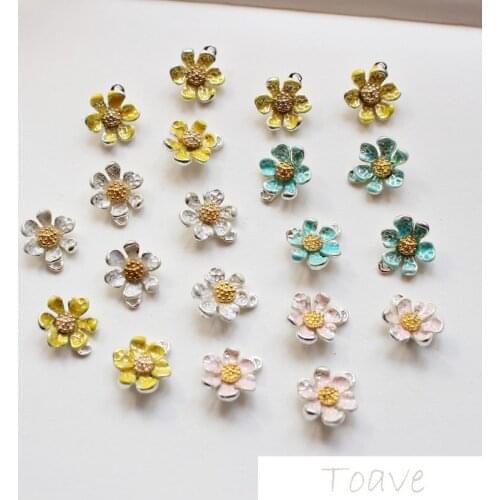 Little Daisy Small Cute Alloy Pendant DIY Hand Made Material Accessories