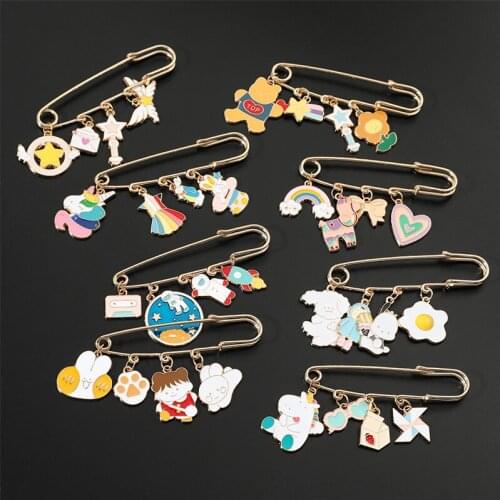 Cute Cartoon Brooche Christmas Enamel Pin Dog, Bunny, Astronaut, Rocket, Bear Badge Pins Jeans Backpack Decoration Wholesale