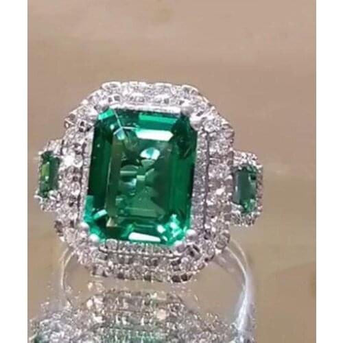 Luxury Green Stone Rings For Women Fashion Crystal Wedding Party Jewelry Personality Square Zircon Silver Color Trendy Ring