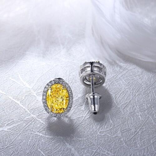 Pirmiana Stud Earrings