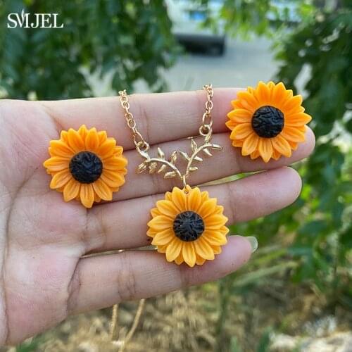 You Are My Sunshine Sunflower Necklaces For Women Gold Color Long Chain Sun Flower Female Pendant Necklace Jewelry Dropshipping