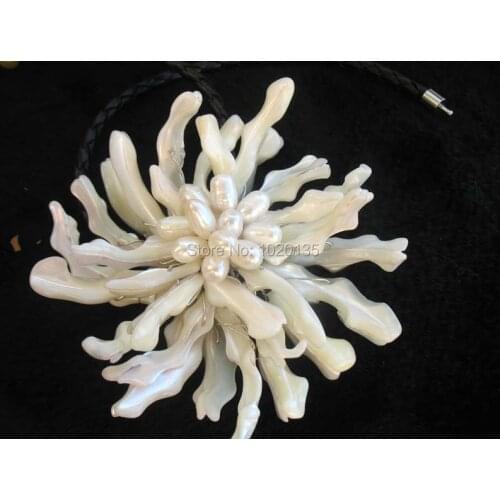 Wholesale freshwater pearl necklace and sea shell white flower 18inch nature handcraft FPPJ
