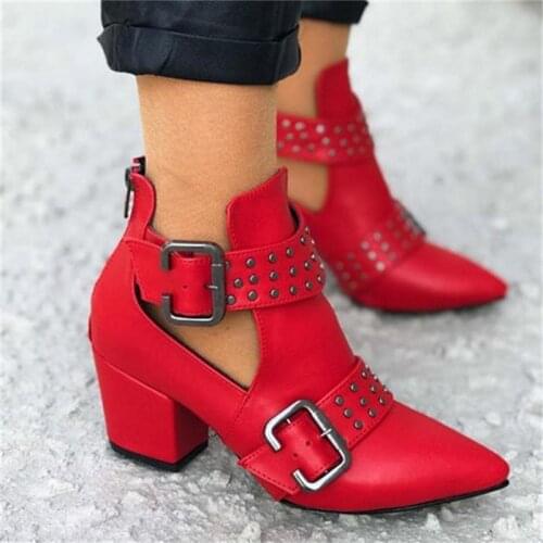 Womens Pointed Toe Leather Ankle Boots Rivet Decor 2021 Fashion Woman Autumn Square Heels Women Female Buckle Pumps Zip Shoes