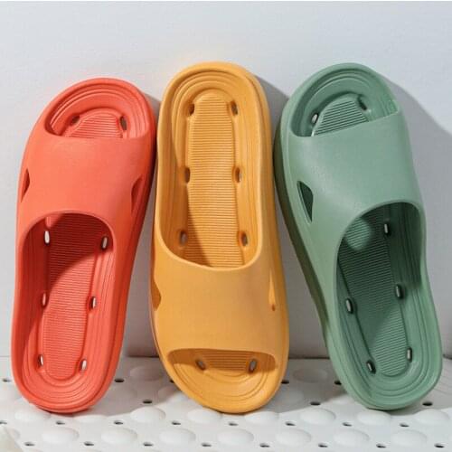 New Household Couple Slippers for Men Women Indoor Bath Leaking Bathroom Slippers Non-Slip Wear-Resistant Hollow Sole Slides