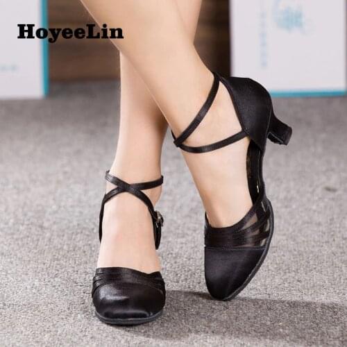 Women's Sports Shoes HoYeeLin China