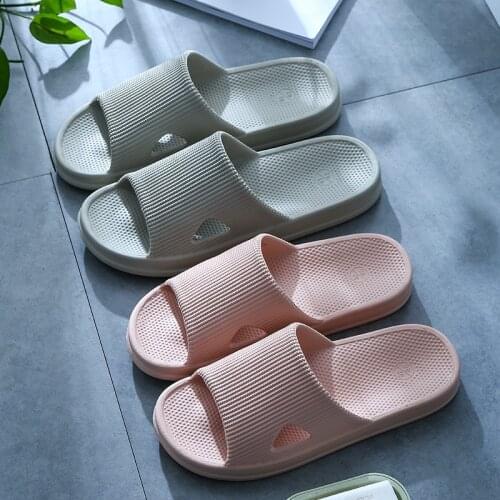 2020 Slippers female summer new household soft bottom indoor non-slip couple home deodorant bathroom bath sandals slippers male