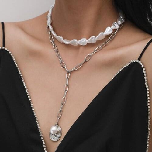 Punk Vintage Thick Chains Irregular Baroque Pearls Pendant Necklace Women Temperament Geometric Clavicle Necklace Jewelry Kolye