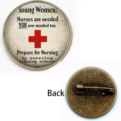 2020Fashion New Warning Keep Calm and Nurse In Badge Red Cross Doctor Nurse Cartoon Metal Brooch Medical Jewelry Graduation Gift