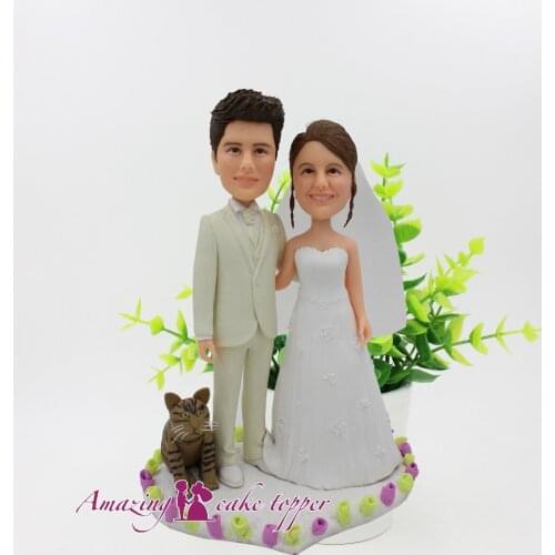 2019 AMAZING CAKE TOPPER Toys Pet cat and our wedding And Groom Gifts Ideas Customized Figurine Valentines Day