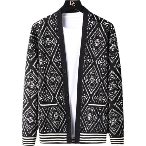 Mens Coat 2021 New Knitted Cardigan Sweater Mens Jacket Spring and Autumn Korean Thin Line Sweater Casual Loose V-neck Sweater