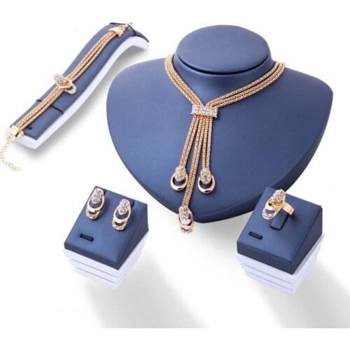 Bracelets All-Match Comfortable Alloy Rhinestone Pendant Necklace for Banquet