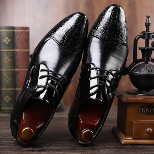 New Leather Shoes Men Breathable Formal Dress Shoes Luxury Business Oxford Male Office Wedding Flats Footwear Mocassin Homme
