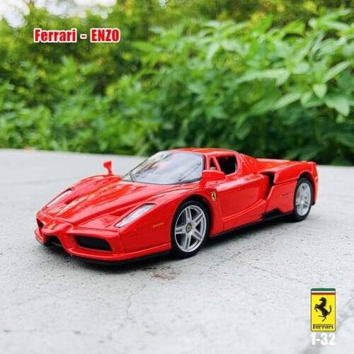 Bburago 1:32 Ferrari Enzo High-imitation Car Model Die-casting Metal Model Toy Gift Simulated Alloy Car Collection