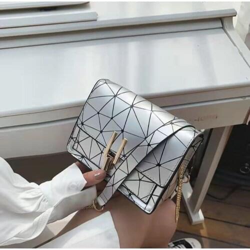 New Summer Ladies Designer Handbags Chains Mini Bag Women Messenger Bags For Women Shoulder Bags Small Lock Flap Bag