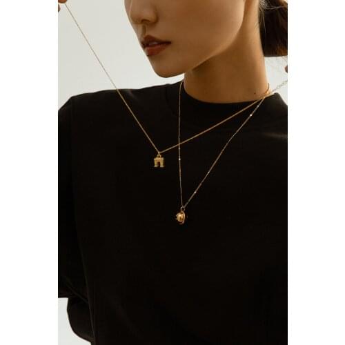 Fashion design ball pendant gold plated shiny chain necklace for women party jewelry
