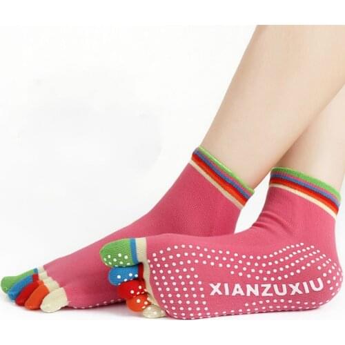 Women Sports Colorful Socks Hot Fitness and Pilates Cotton Socks Rainbow Workout Anti Slip Toe Socks Breathable Purple