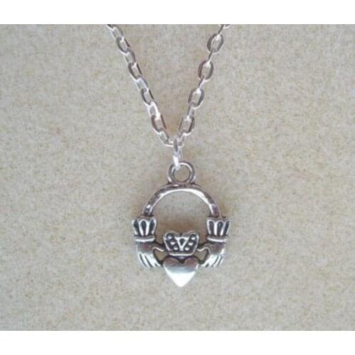 2 PCS Fashion Vintage Alloy Pretty Irish Claddagh Heart Pendant Necklaces- Love Friendship Jewelry Gifts