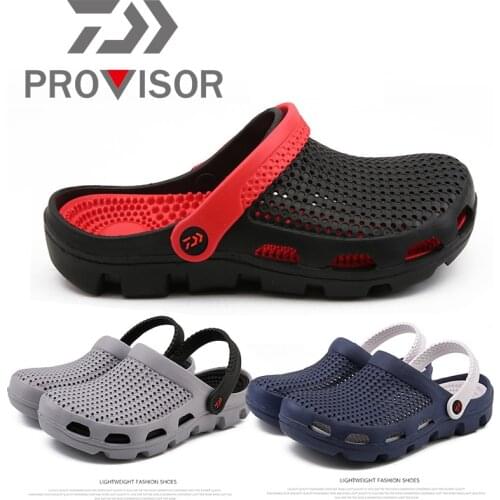 2019 New Daiwa Men Summer Beach Sandals Outdoor Shoes Garden Lightweight Fishing Shoes Breathable Sandals Quick Dry Water Shoes