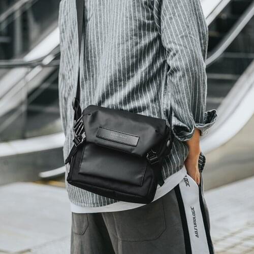 Fashion Men Crossbody Messenger Bag Teenager School Student Couple Casual Fahion Bag Water Resistant Short Trip Crossbody Bag