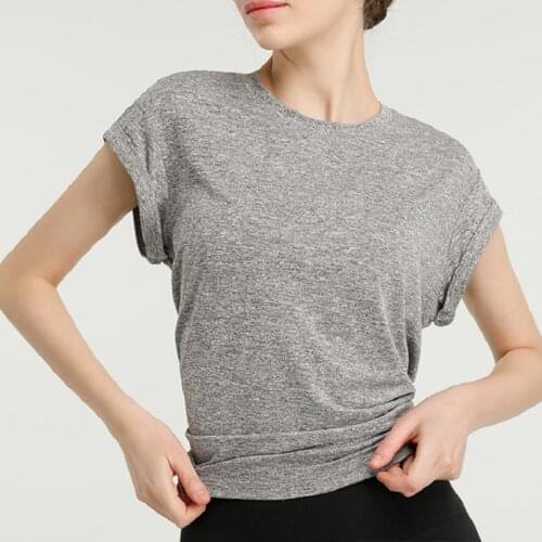 Seamless Yoga Set Sport Suit Women Workout Clothes Athletic Gym Set Short Sleeve Crop Top Yoga Shorts Fitness Sportswear