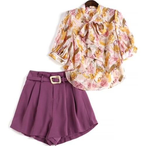 French summer 2021 fashion print mid-sleeved shirt set in solid color straight leg shorts