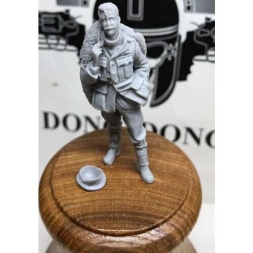 1/32 scale WW2 Allied Pilots WWII Resin Model Kit Model Free Shipping