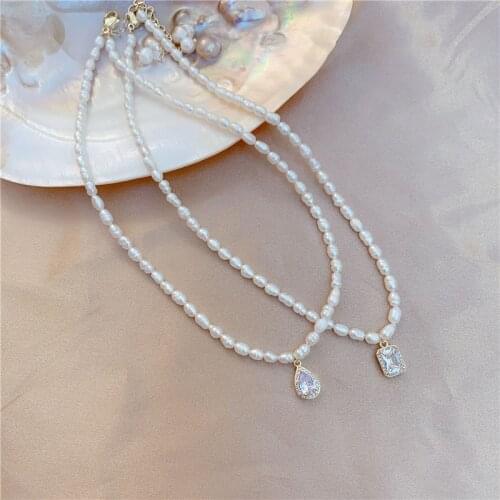 2021 New Pearl Necklace Choker Vintage Sweet Baroque Style Jewelry For Women Girls Party Wedding Chain Pendant Necklace