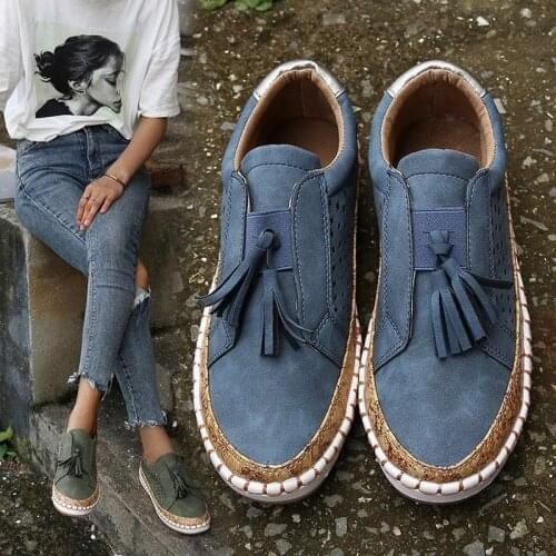 Muhuisen Women's Slip-ons