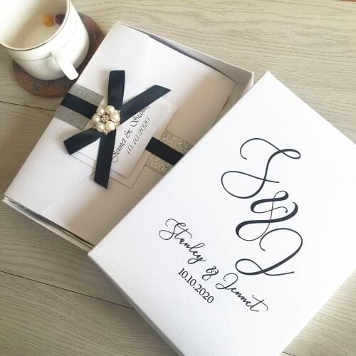 Hot Sell 50pcs White Pocket Wedding Invitation Card Laser Cut 3D Lace Engagement Invitations Box Available