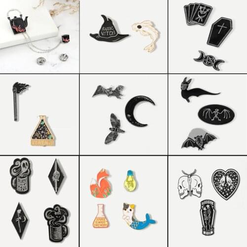 Fashion Pop Demon Dagger Goldfish Hat Animal Anime Brooch Simple Lapel Sweater Jeans Accessories Brooch