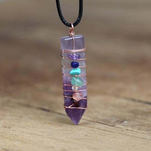 Purple Crystal Seven Chakra Pendant Necklace for Women Men Natural Crystal Handmade Energy Healing Chakra Arrow Pendant Necklace