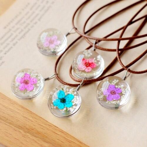 New Arrival Glass Ball Flowers Necklaces Womens Natural Dried Flowers Hemisphere Pendant Necklaces Jewelry For Girls