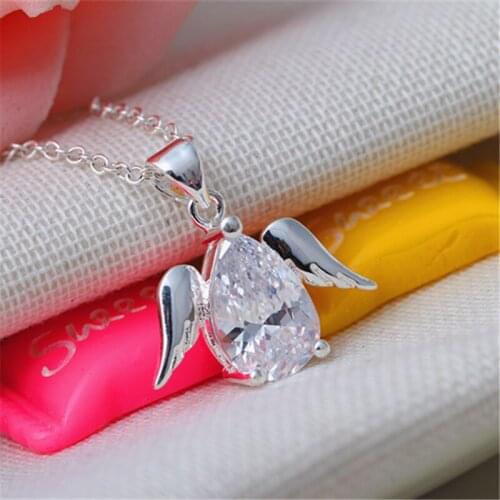 Exquisite Silver Plated Angel Wing Crystal Necklace Water Drop Shape Zircon Womens Necklace Bridal Wedding Jewelry Lovers Gift