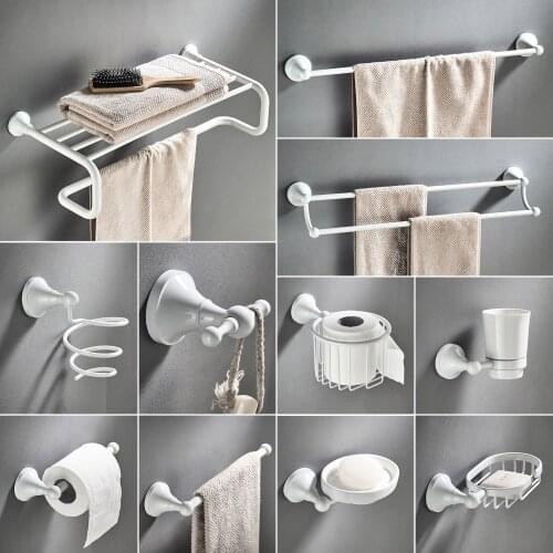 JULIN CHU Bathroom Accessories