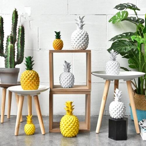 Resin Pineapple Nordic Modern Pineapple Figurines Ornaments Cute Gift Wine Cabinet Desktop Home Decoration Ins Crafts Gifts