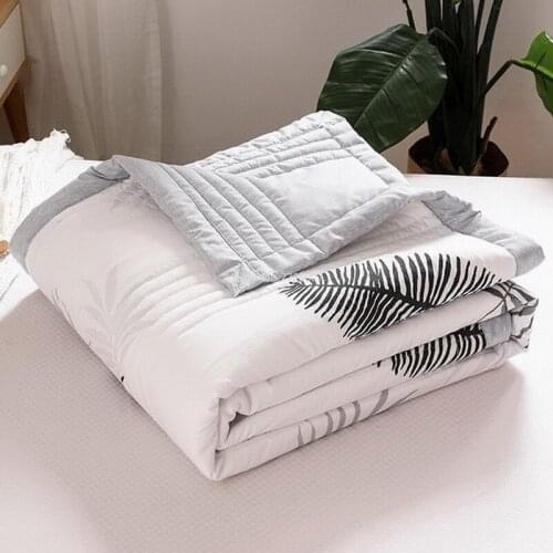 Simple Printed Pattern Air-conditioning Quilt Cool In Summer Quilt Dormitory Quilt Spring and Autumn Quilt Summer Summer Quilt