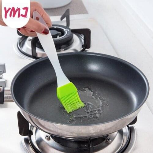 Silicone Baking Bakeware Bread Cook Brushes with Sturdy PP Handle Food Grade Pastry Oil BBQ Basting Brush Tool Color Random